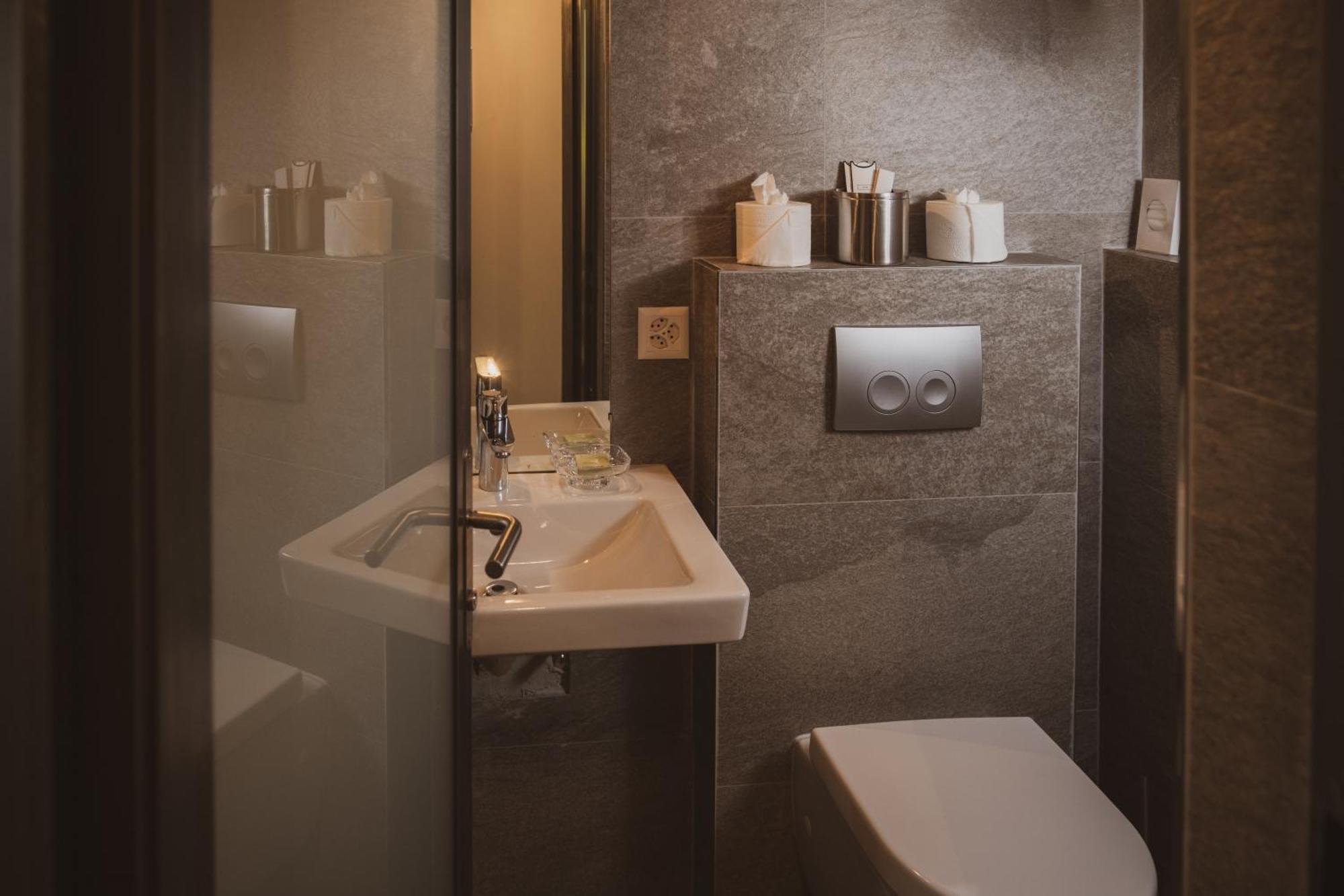 Backstage Hotel Serviced Apartments Zermatt Exterior foto