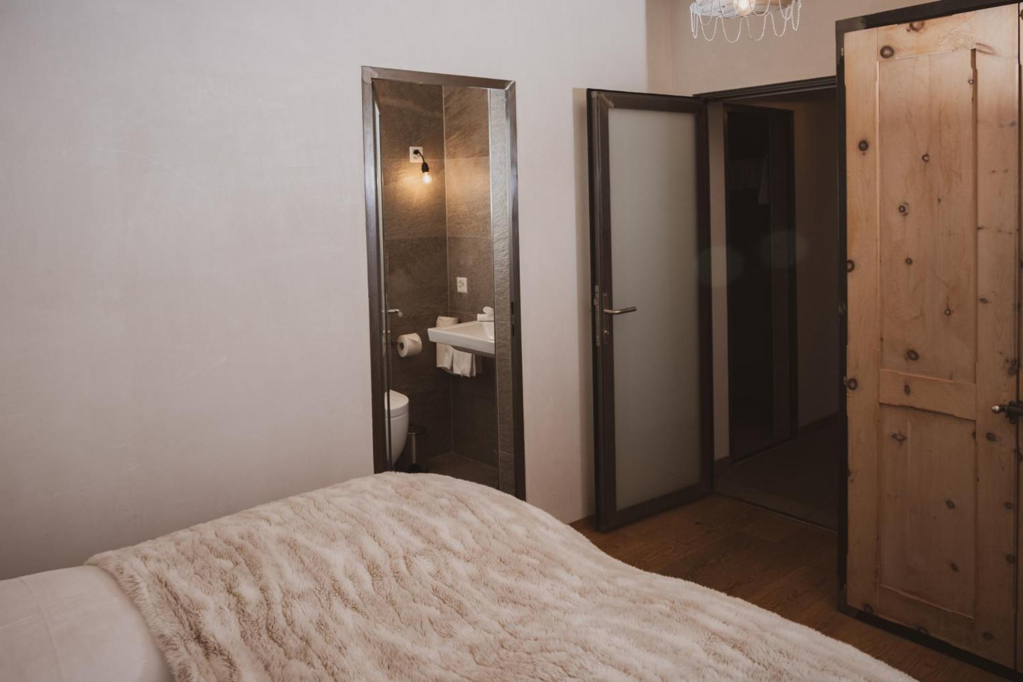 Backstage Hotel Serviced Apartments Zermatt Exterior foto